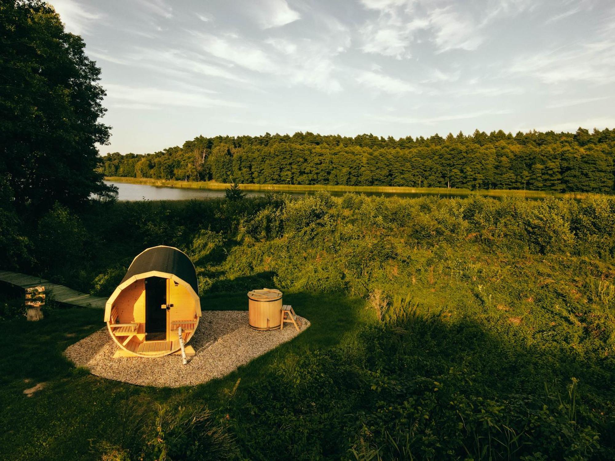 Bed and Breakfast Mieta Вонґровєц Екстер'єр фото