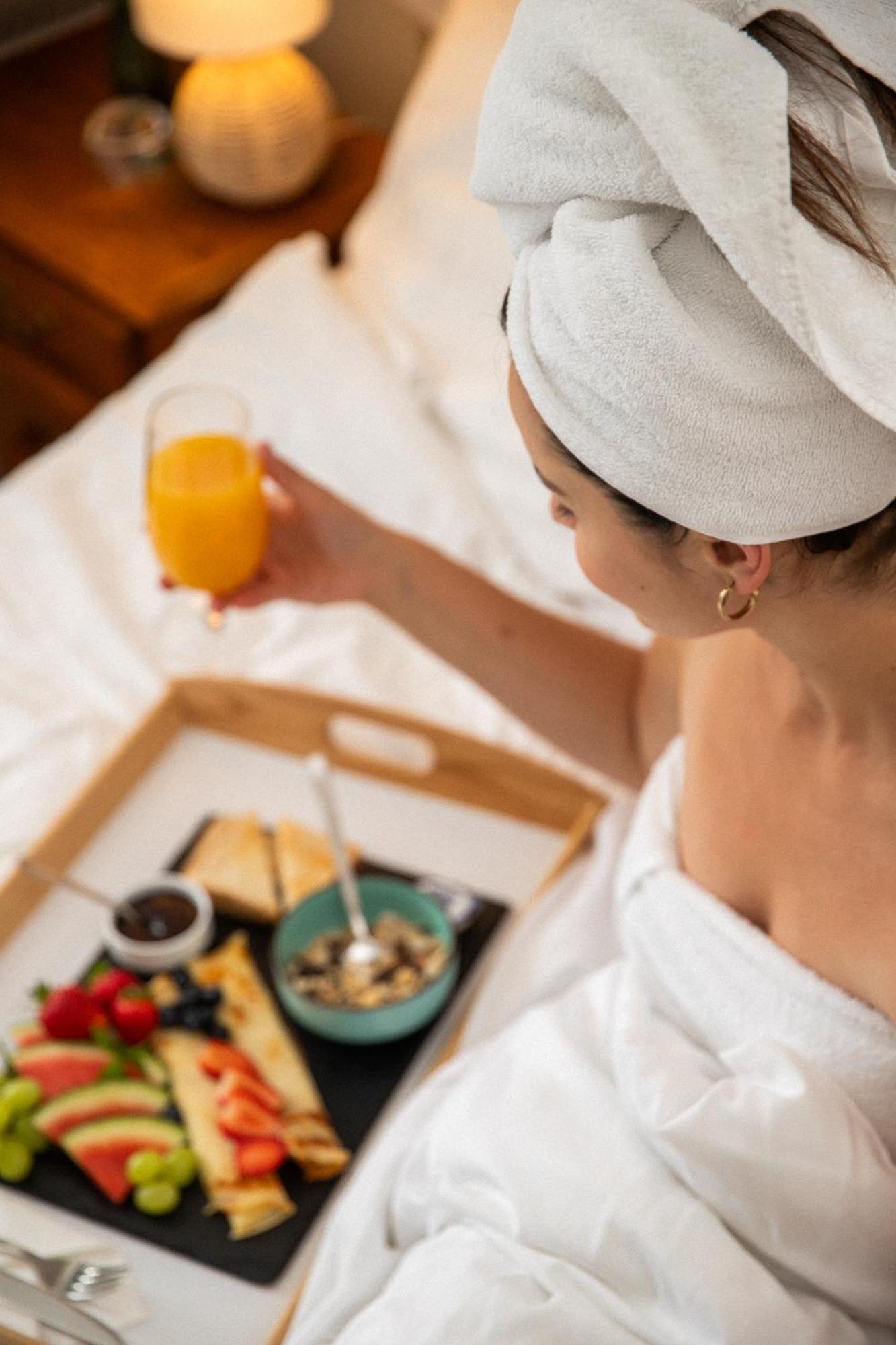 Bed and Breakfast Mieta Вонґровєц Екстер'єр фото