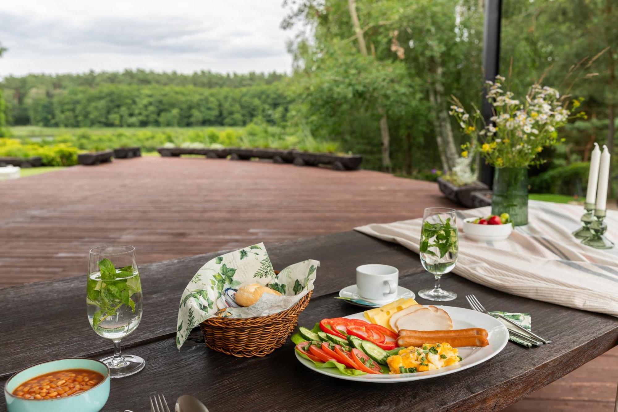 Bed and Breakfast Mieta Вонґровєц Екстер'єр фото