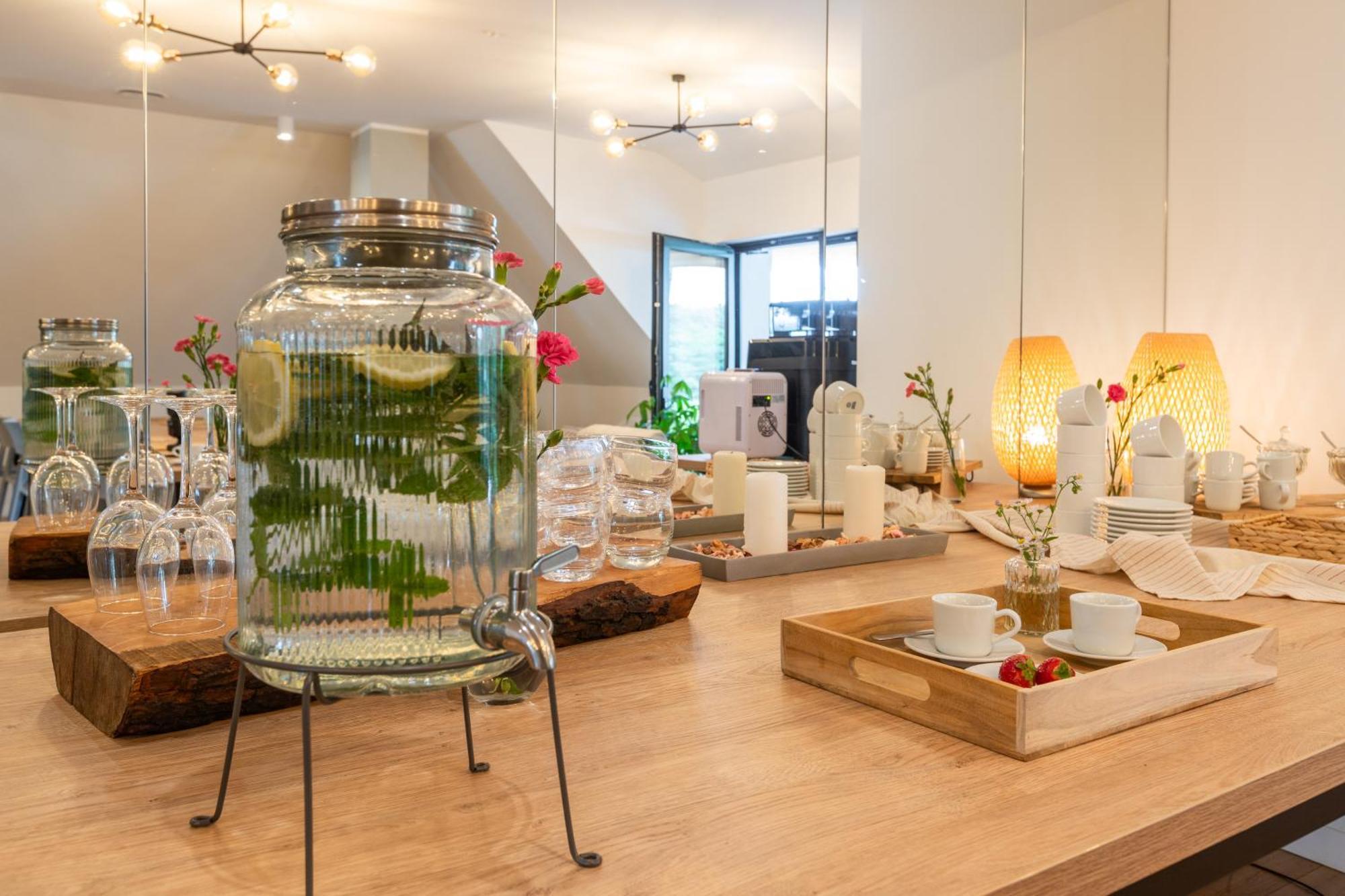 Bed and Breakfast Mieta Вонґровєц Екстер'єр фото
